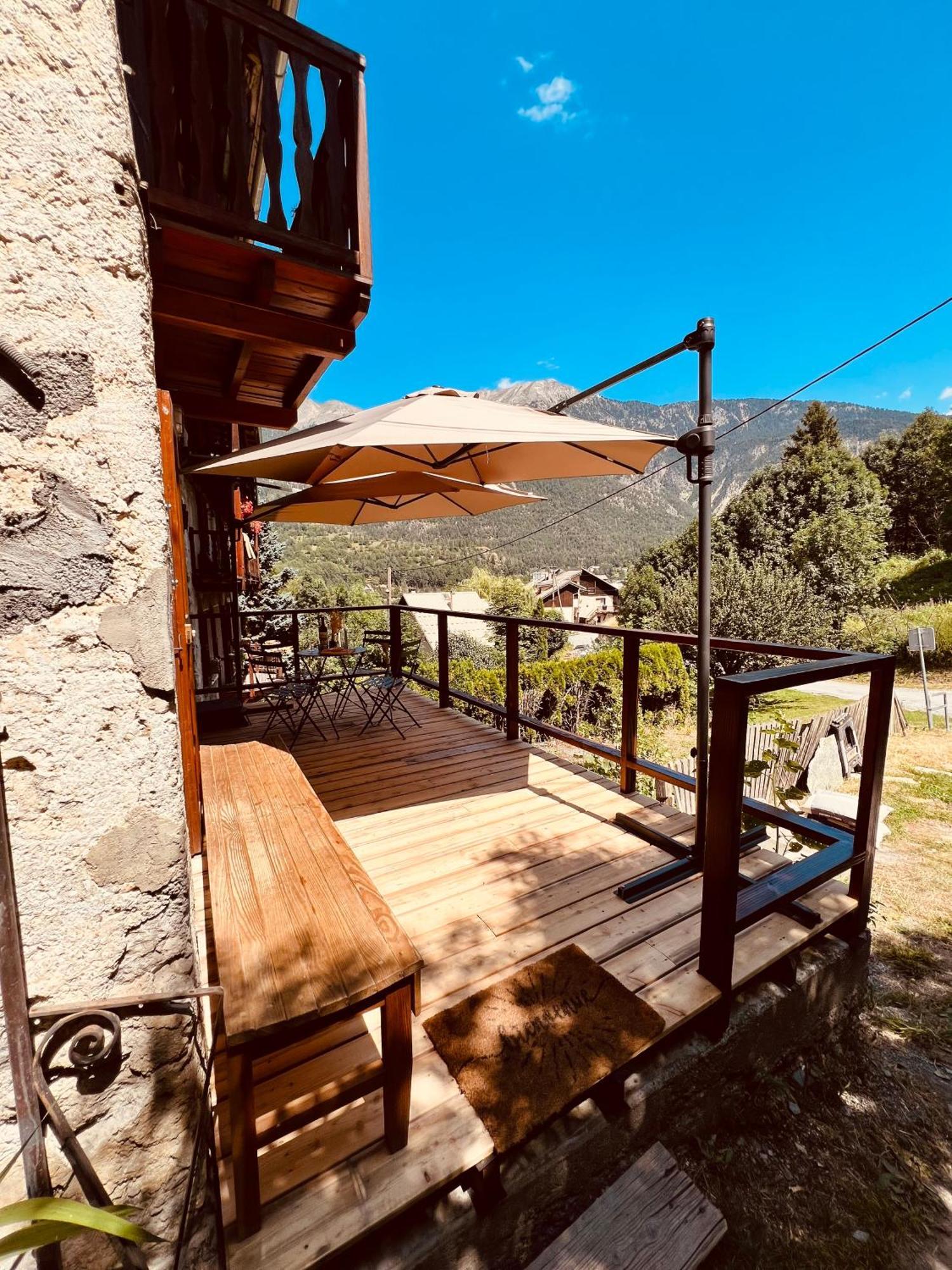 Charmante Maison De Montagne Briancon  Exterior photo
